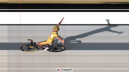 Fotofinish de la victoria de Pogacar en el col de la Couillole.