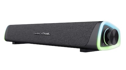 Esta barra de sonido, disponible en color negro, mantiene un diseño fino y delicado y un tamaño compacto.