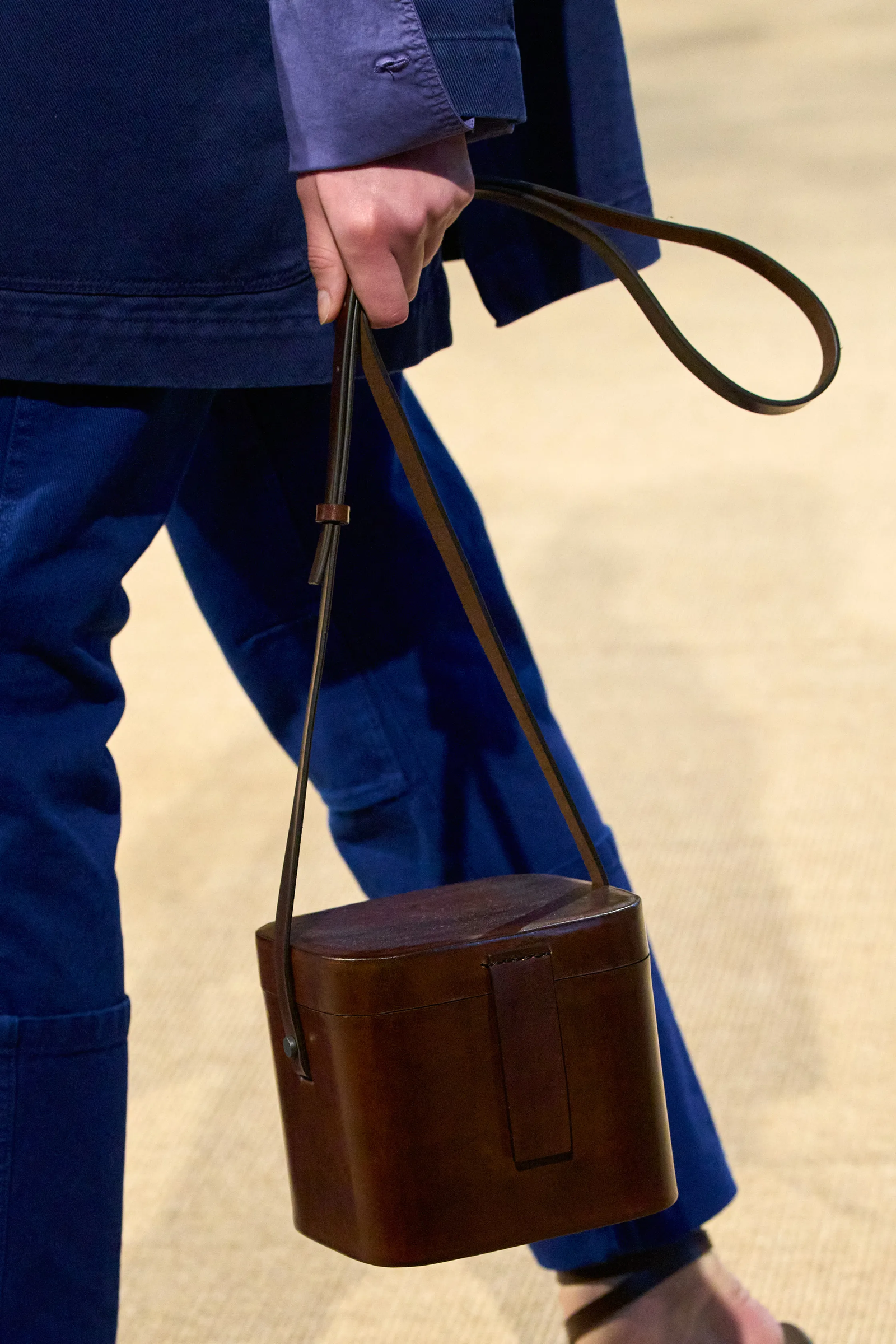 bolso vanity en Max Mara primaveraverano 2024.