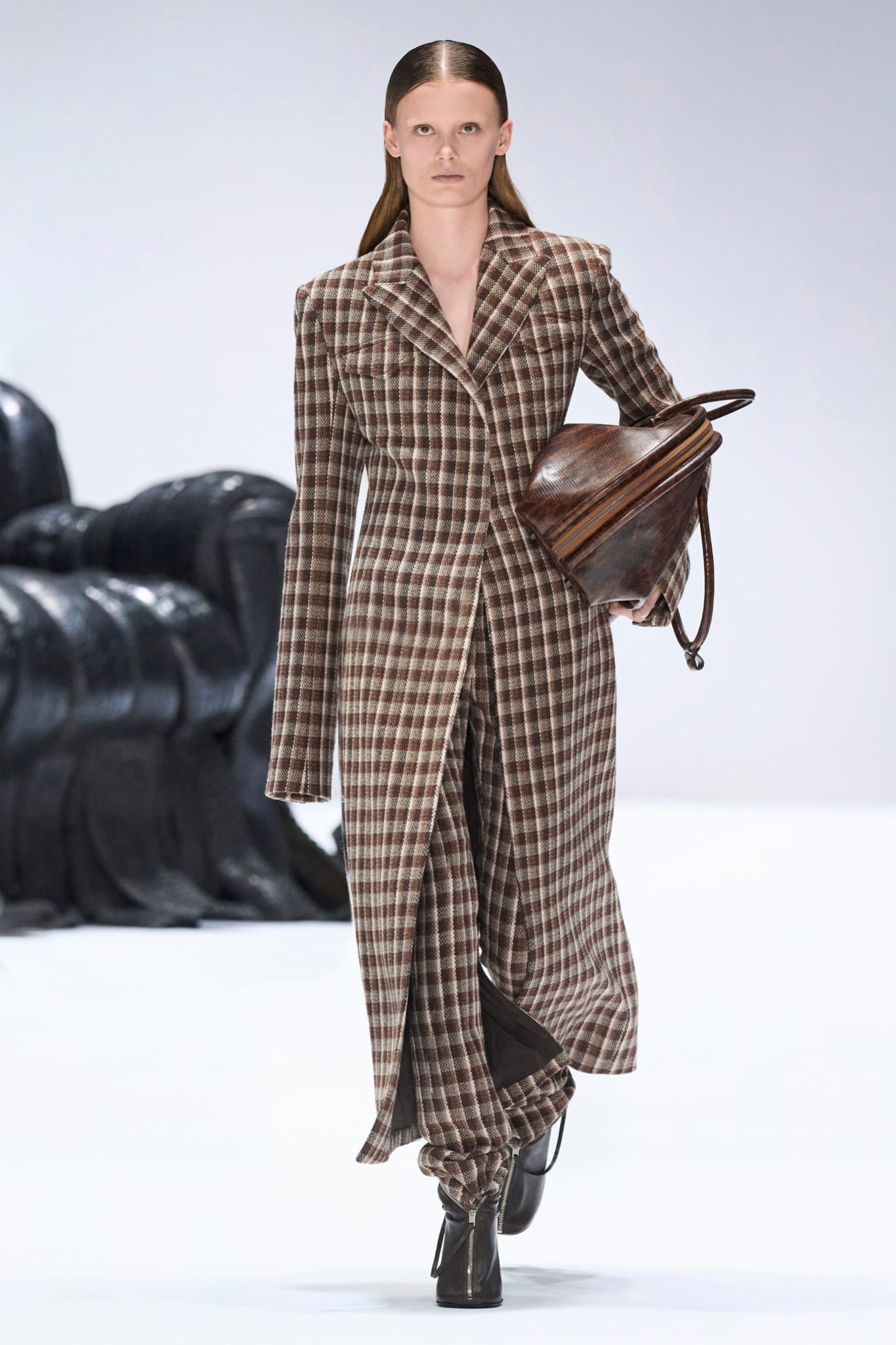 Bolso de la colección otoñoinvierno 2024 de Acne Studios