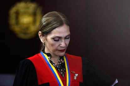 La presidenta del TSJ de Venezuela, Caryslia Rodríguez, se dirige a los medios de comunicación sobre las elecciones presidenciales, este 22 de julio en Caracas.