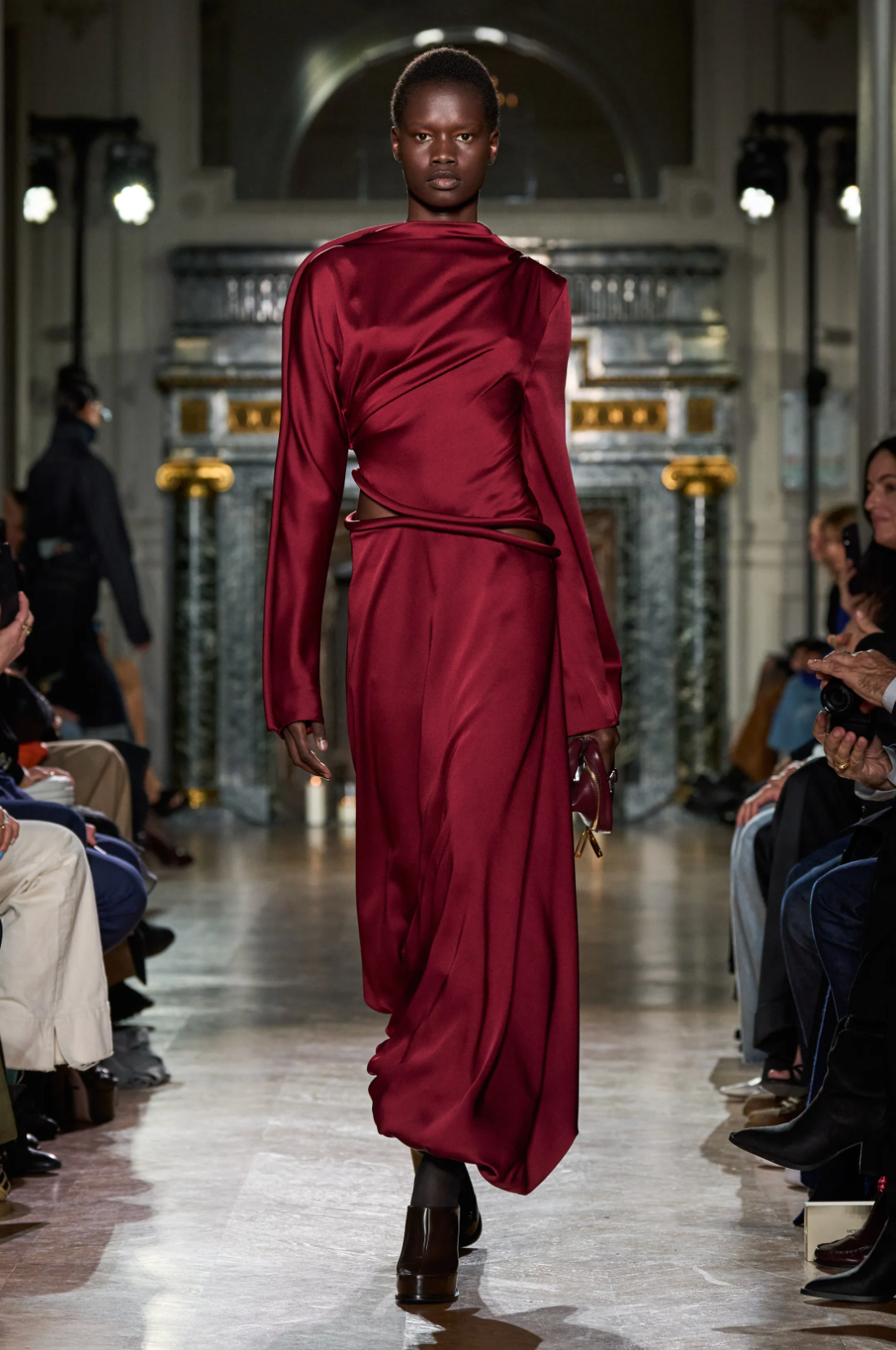 VICTORIA BECKHAM FALL 2024 READYTOWEAR