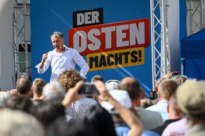 El candidato del partido de extrema derecha AfD en Turingia, Björn Höcke, en un acto de campaña en la región el 29 de agosto.
