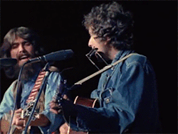 101 datos ♡ george harrison ❜ ✔️ - 087; Dylan - Wattpad