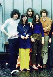 QUEEN FOREVER | Un 23 de Agosto, pero de 1969, Freddie Mercury, hizo su  debut como cantante en la banda "Ibex", habiendo conocido a la banda el 13  de agosto (solo 10 ... | Facebook