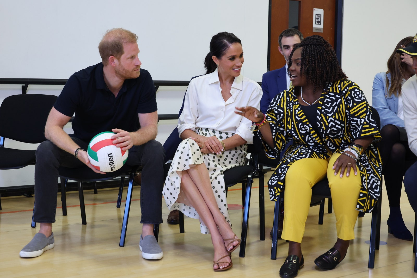príncipe harry meghan markle colombia