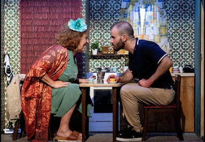 Gloria Muñoz y Julián Ortega, en 'Ira'.