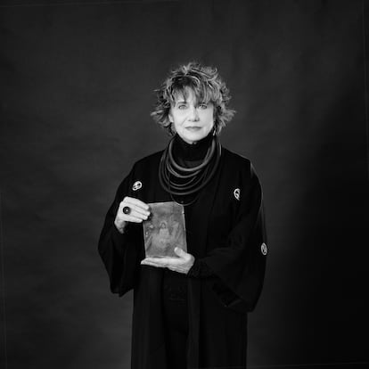 La galerista Blanca Berlín, retratada por María Antonia García de la Vega.