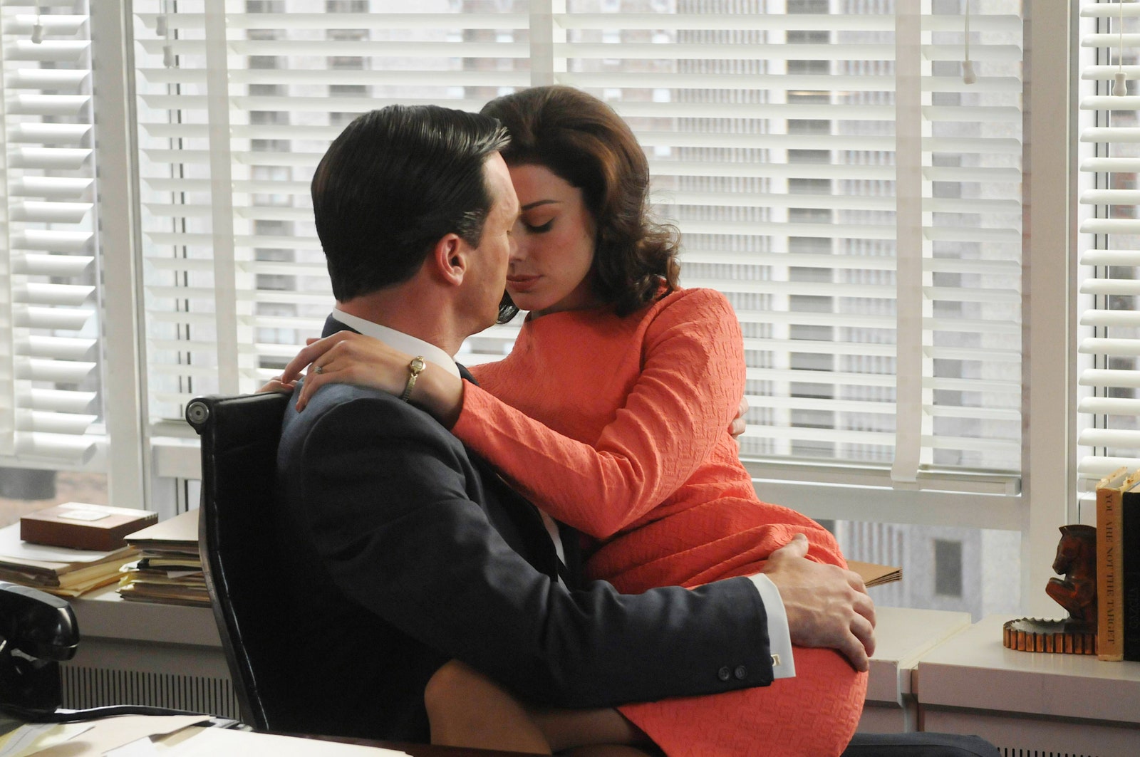 MAD MEN  Jon Hamm Jessica Pare 'Tomorrowland' Season 4 ep. 413