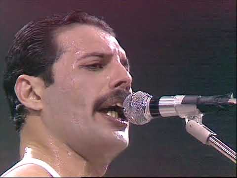 Freddie Mercury. La historia del gran mito del rock en un libro sorprendente” (RedBook Ediciones / Ma Non Troppo) de Luca Garrò – Fahrenheit 77