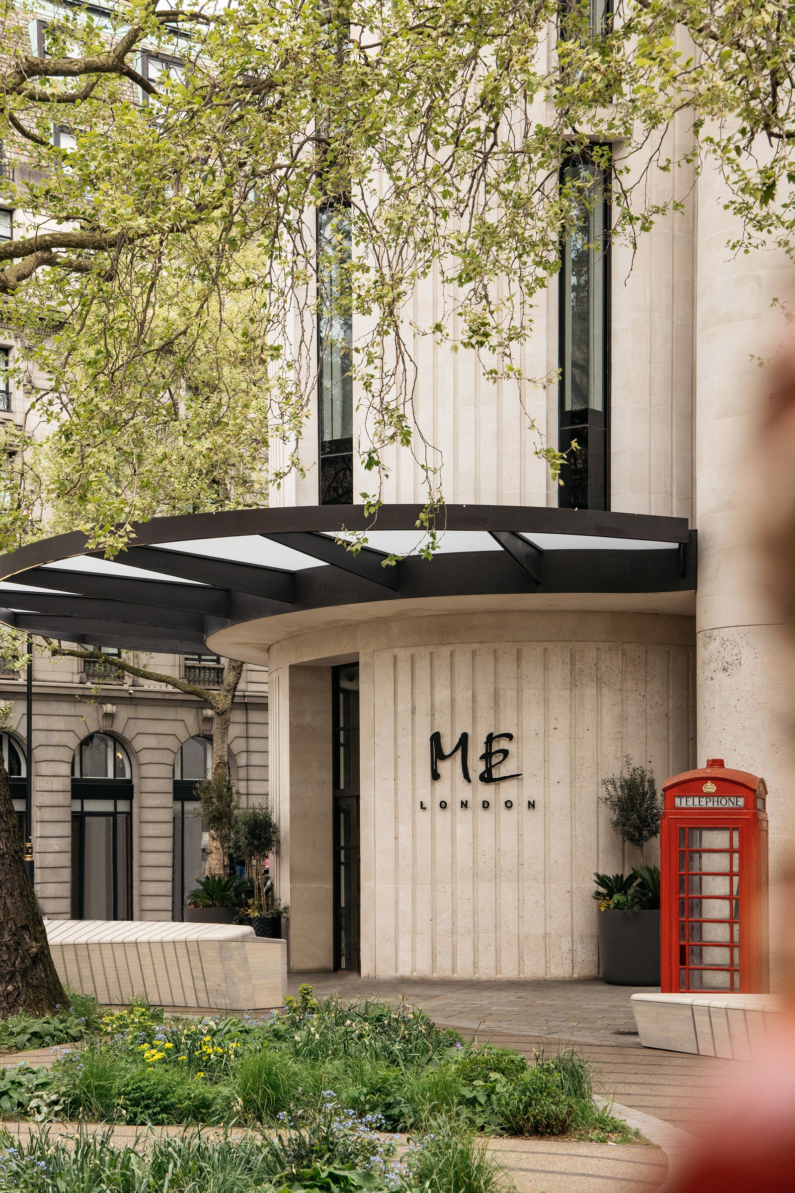 Fachada de ME London