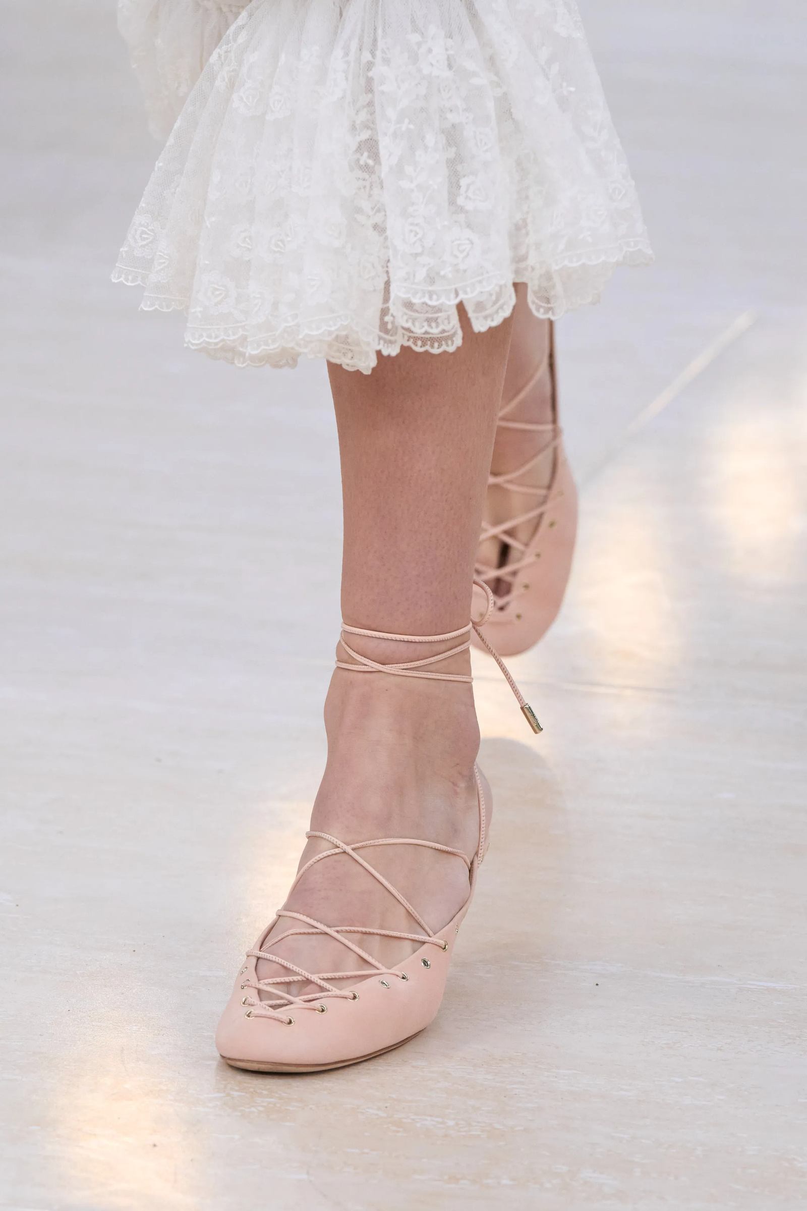 zapatos cors en Chlo primaveraverano 2025.