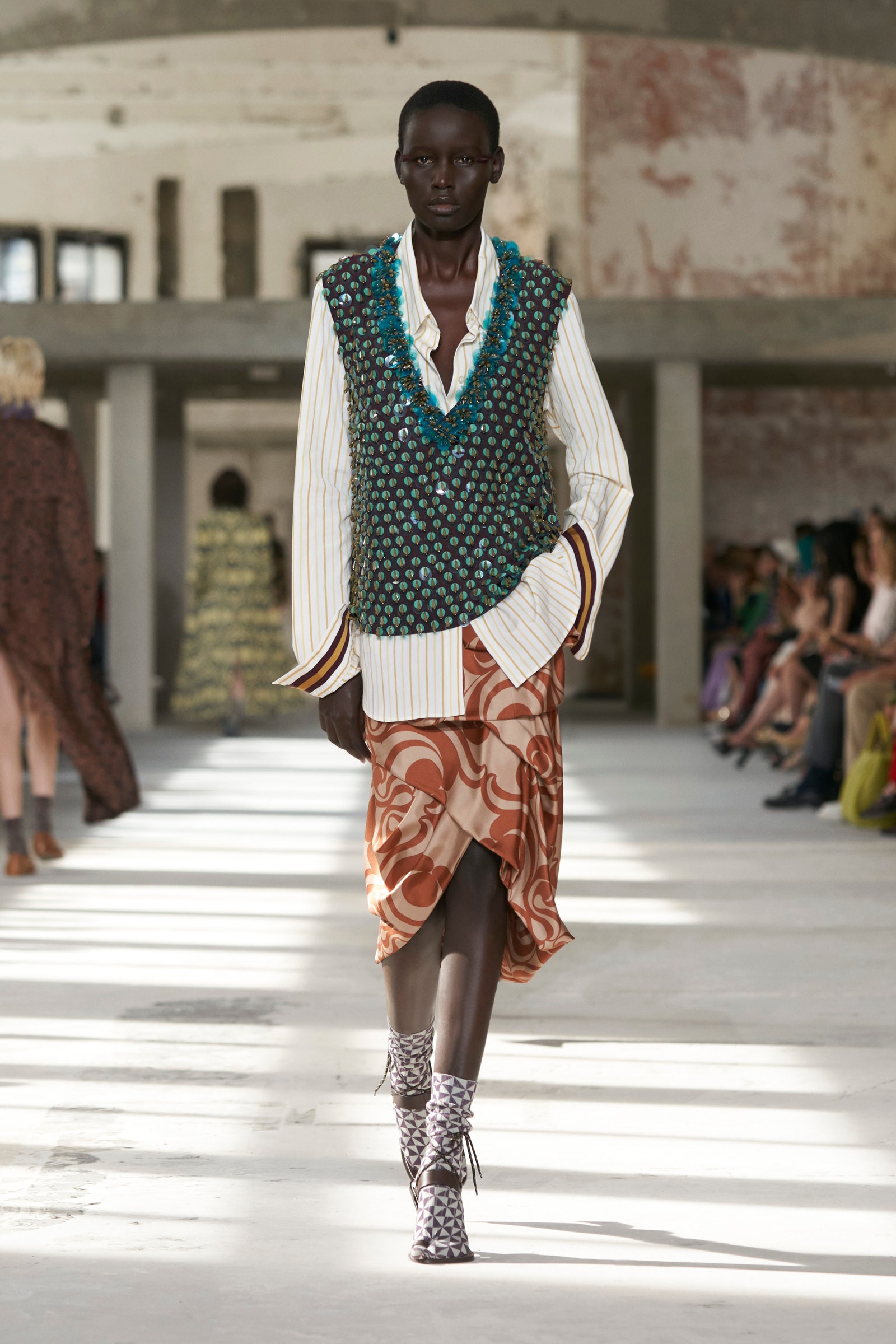 Dries Van Noten primaveraverano 2024.
