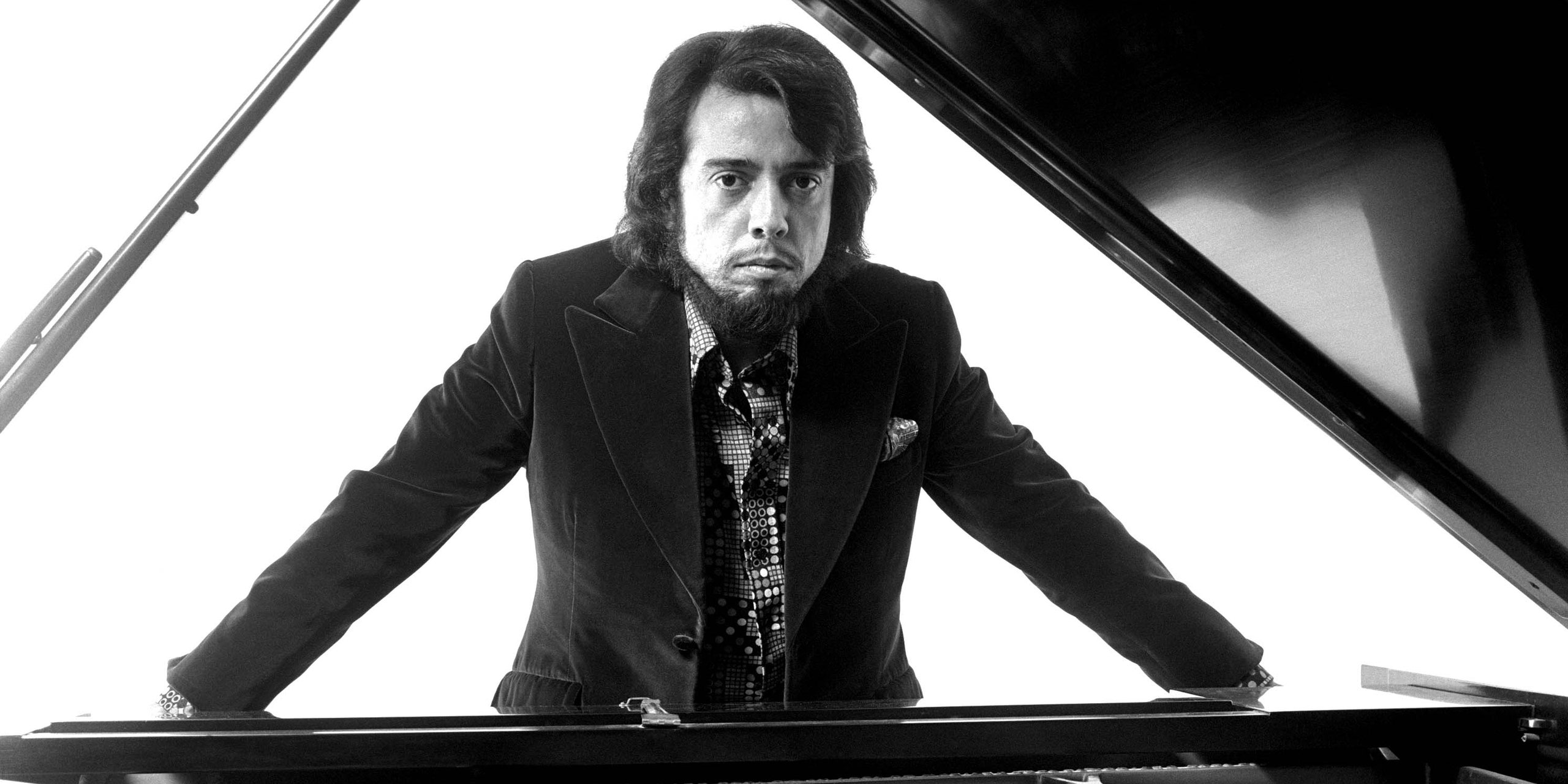 FALLECE SÉRGIO MENDES A LOS 83 AÑOS, EL EMBAJADOR DE LA BOSSA FUSIÓN Sergio Mendes, Brazilian Bossa Nova Great, Dies at 83 | Pitchfork