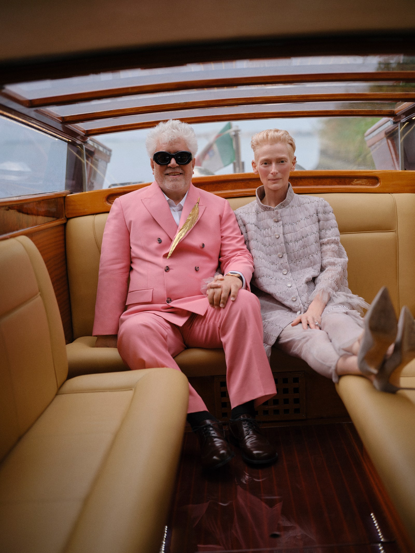 Tilda Swinton llevó la sastrería etrea a Venecia