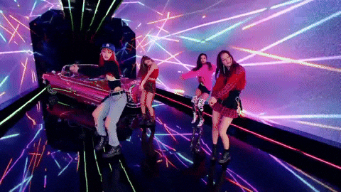 grupo de k-pop bailando para demostrar que tanto en el presente como en el futuro serán uno de los géneros de música más influyentes.- Blog Hola Telcel 