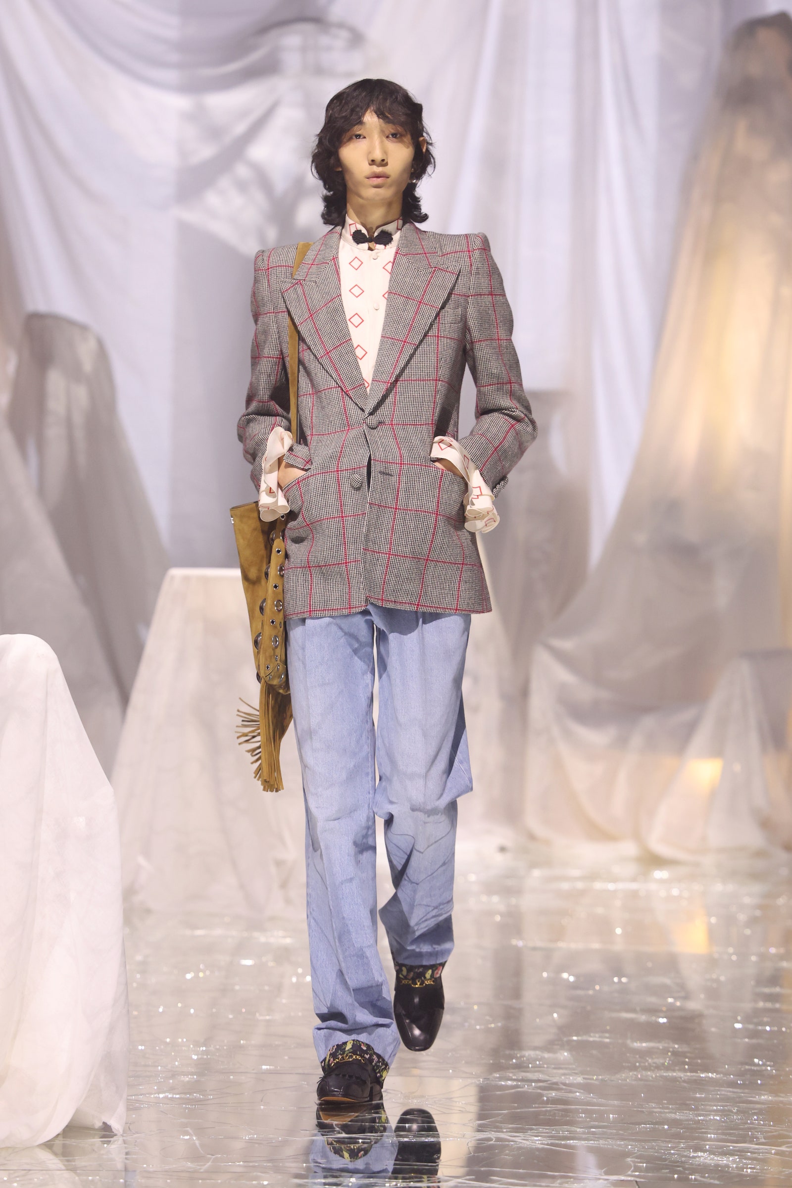 Valentino primavera verano 2025 traje chaqueta vaquero