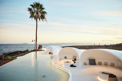 La piscina del Kamezí Boutique Villas, en Lanzarote, en una imagen proporcionada por el hotel.
