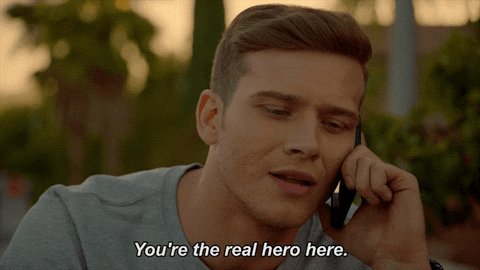 Personaje de la serie 911 diciendo que tú eres el verdadero héroe cuando previenes y estás listo ante cualquier desastre natural.- Blog Hola Telcel 