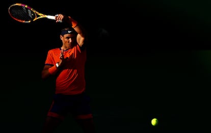 Nadal ante el tenista australiano Nick Kyrgios en el torneo de Indian Wells (California), el 17 de marzo de 2022.  