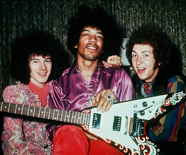 The Jimi Hendrix Experience, 1968 : r/OldSchoolCool