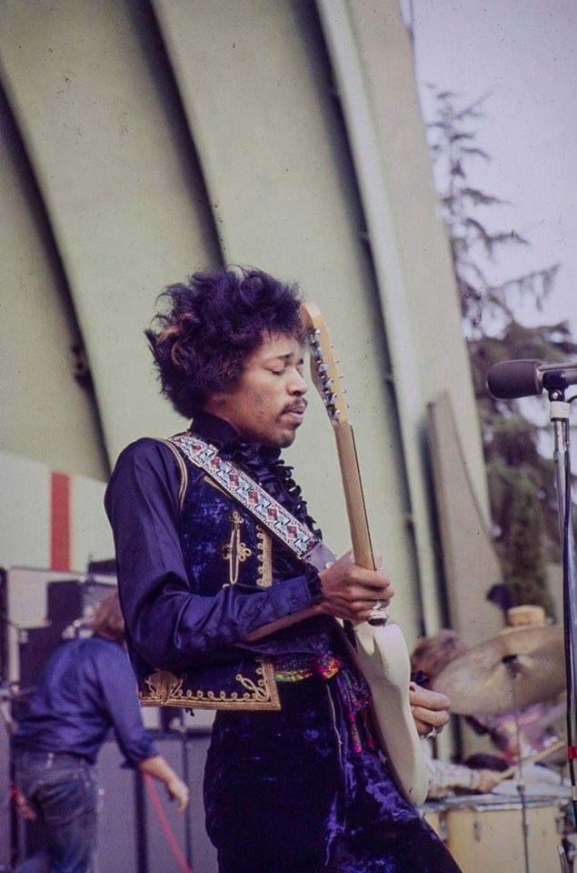 Hollywood Bowl -Soundcheck - September 14, 1968 : r/jimihendrix