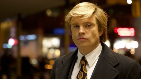 Sebastian Stan Como Donald Trump