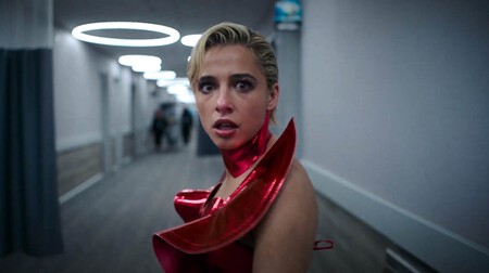 Naomi Scott Smile 2 Teaser Trail