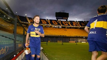 Liam Payne visitó La Bombonera en 2014 (@BocaJrsOficial)