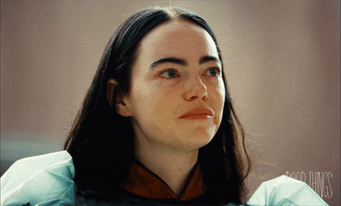 Emma Stone como Bella Baxter en 'Pobres criaturas'.- Blog Hola Telcel