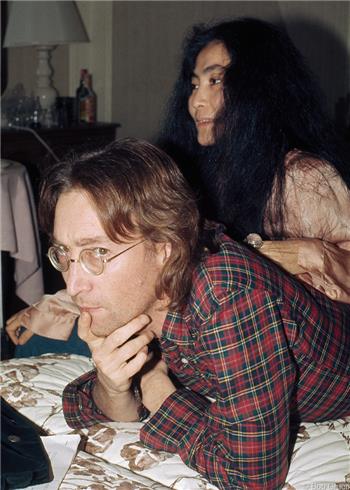 Intersticio: El momento en que John Lennon nació de nuevo