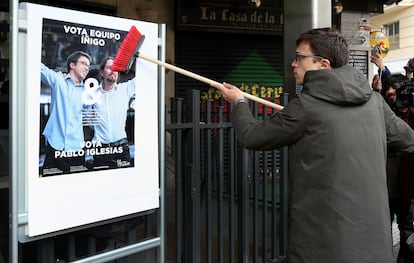 El número dos de Podemos, Íñigo Errejón, en la presentación de su candidatura para el Consejo Ciudadano Estatal en la asamblea de Vistalegre II, en un acto celebrado en el Cine Palafox de Madrid, el 4 de febrero de 2017