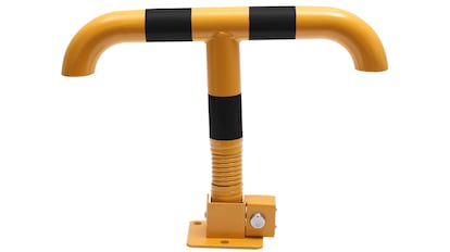 Este modelo de bolardo para situar en el garaje pesa menos de cinco kilogramos.