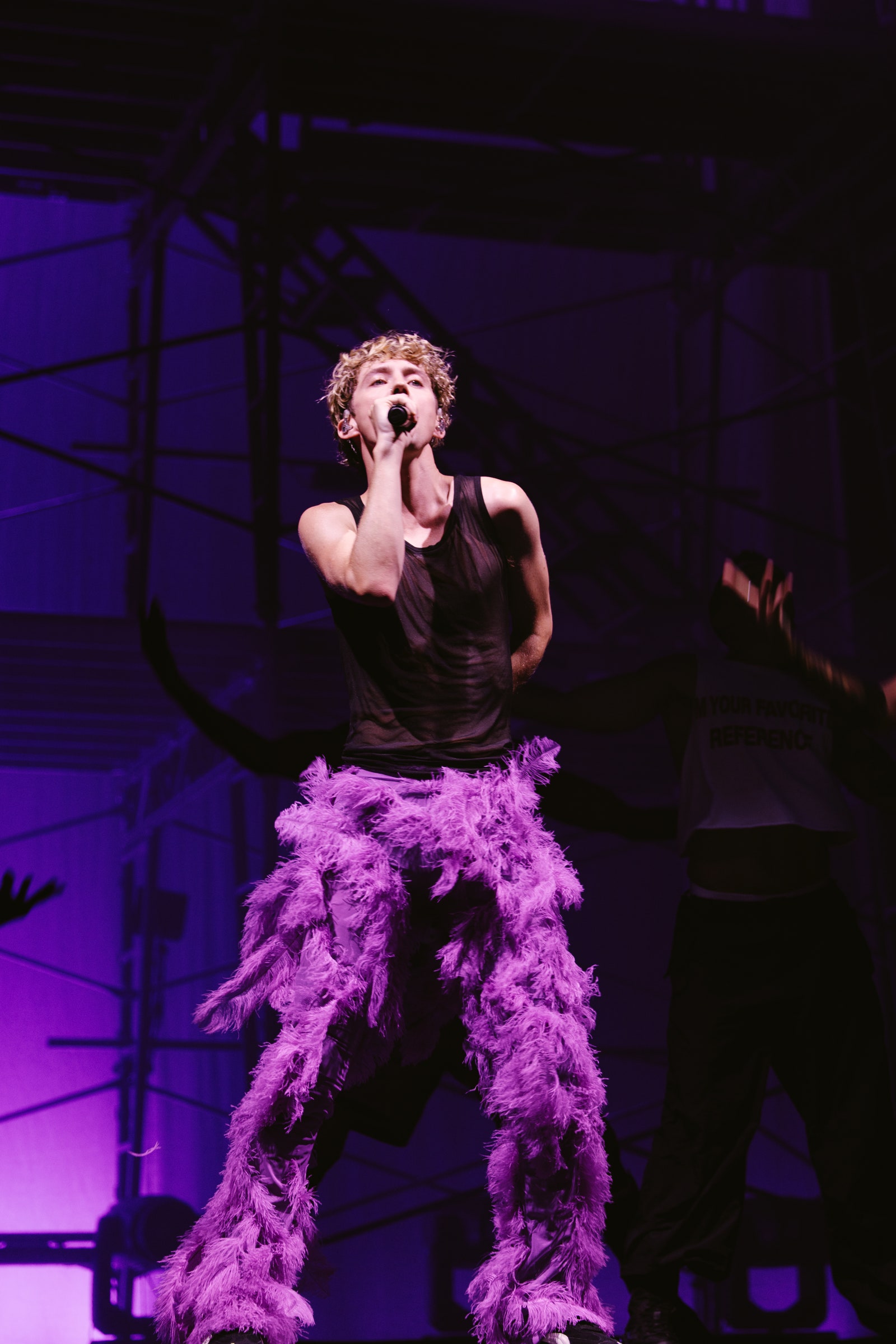 Image may contain Gary Lightbody Performer Person Solo Performance Adult Electrical Device and Microphone