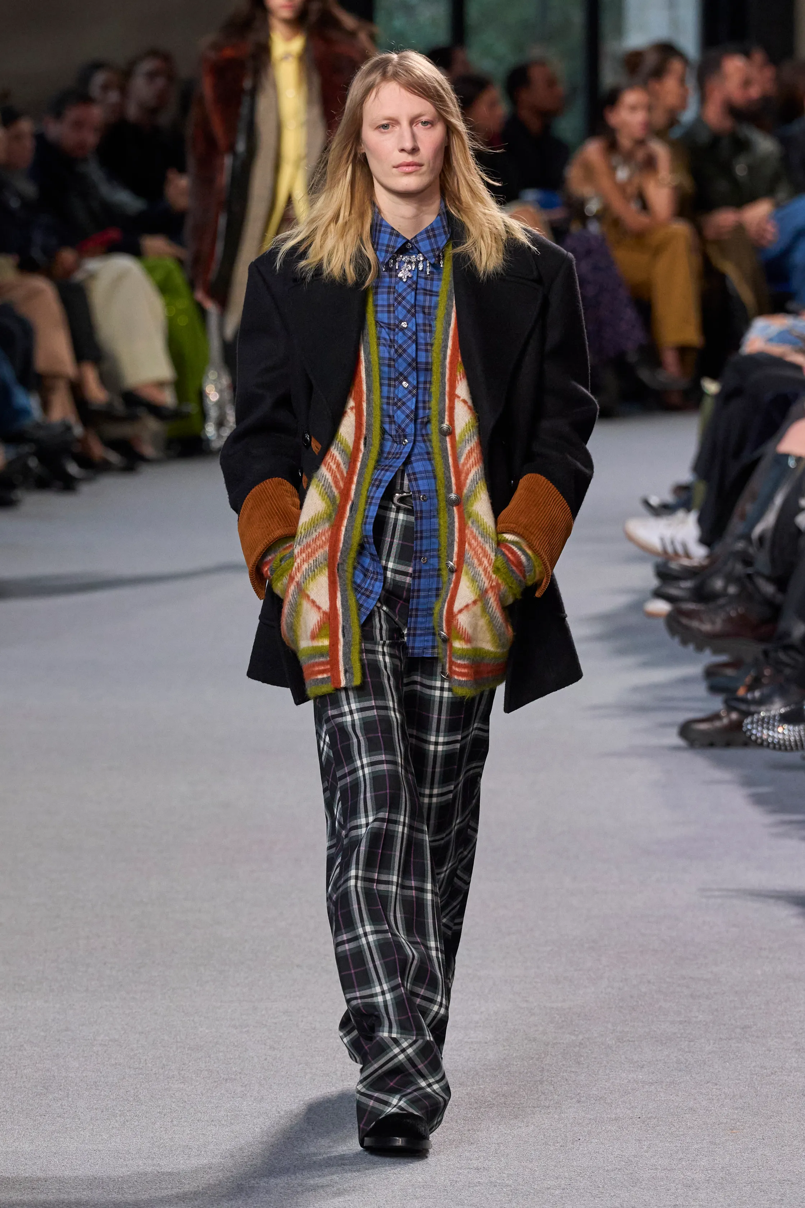 chaqueta de rombos en Rabanne otoñoinvierno 202425.