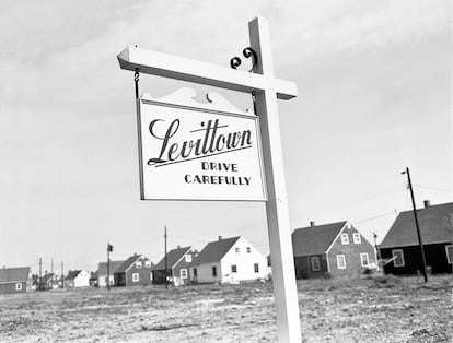 Levitttown (Nueva York) se convirtió en el paradigma de los nuevos barrios residenciales.
