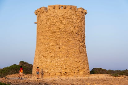 La torre de S’Estalella data de finales del siglo XVI.
