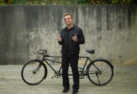 Y BONO SE CAYÓ DE LA BICICLETA EN EL CENTRAL PARK DE NUEVA YORK