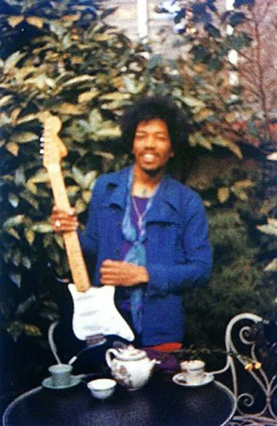 "NECESITO AYUDA URGENTEMENTE" LA ÚLTIMA FRASE DE JIMI HENDRIX