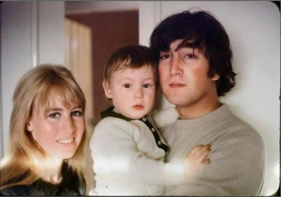CYNTHIA LENNON DENUNCIÓ LAS MENTIRAS QUE JOHN CANTABA EN "IMAGINE"