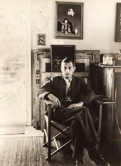 Rudolf Wacker en su estudio en una imagen de 1938, un año antes de su muerte.