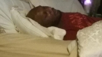 Durante su proceso de divorcio, Lamar Odom casi murió por una sobredosis y su ex esposa se mantuvo a su lado
(Daily Mail 163)