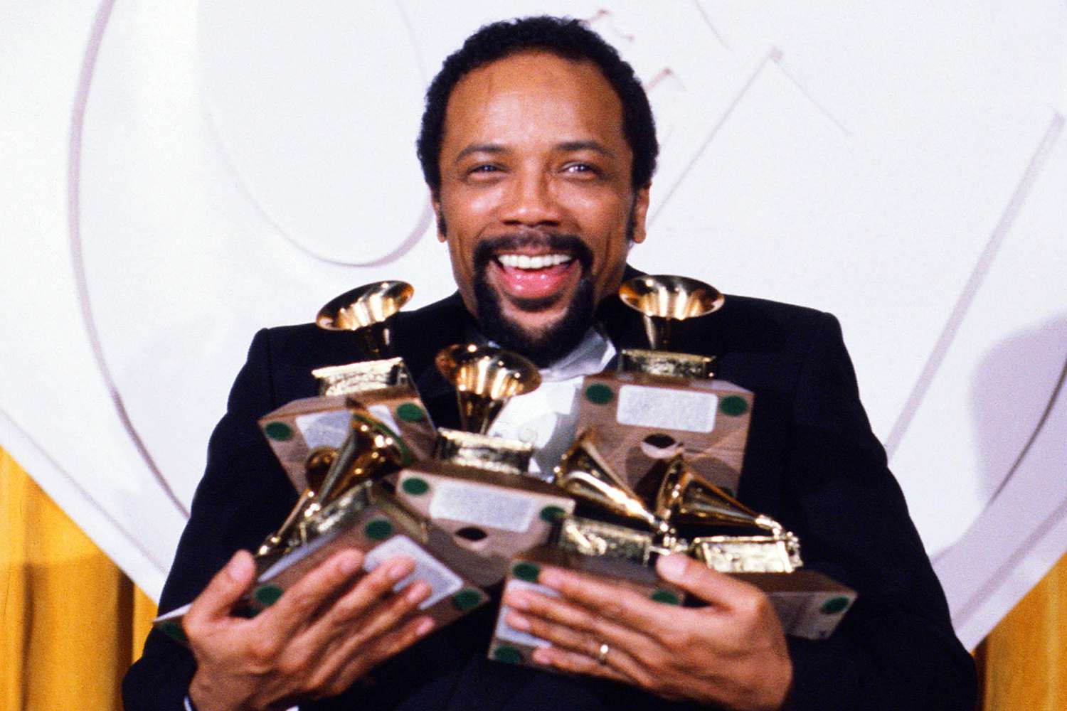Quincy Jones, Legendary Music Producer, Dies at 91