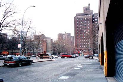 Bloque de apartamentos en Manhattan donde Linda Napolitano fue presuntamente abducida por extraterrestres en 1989.