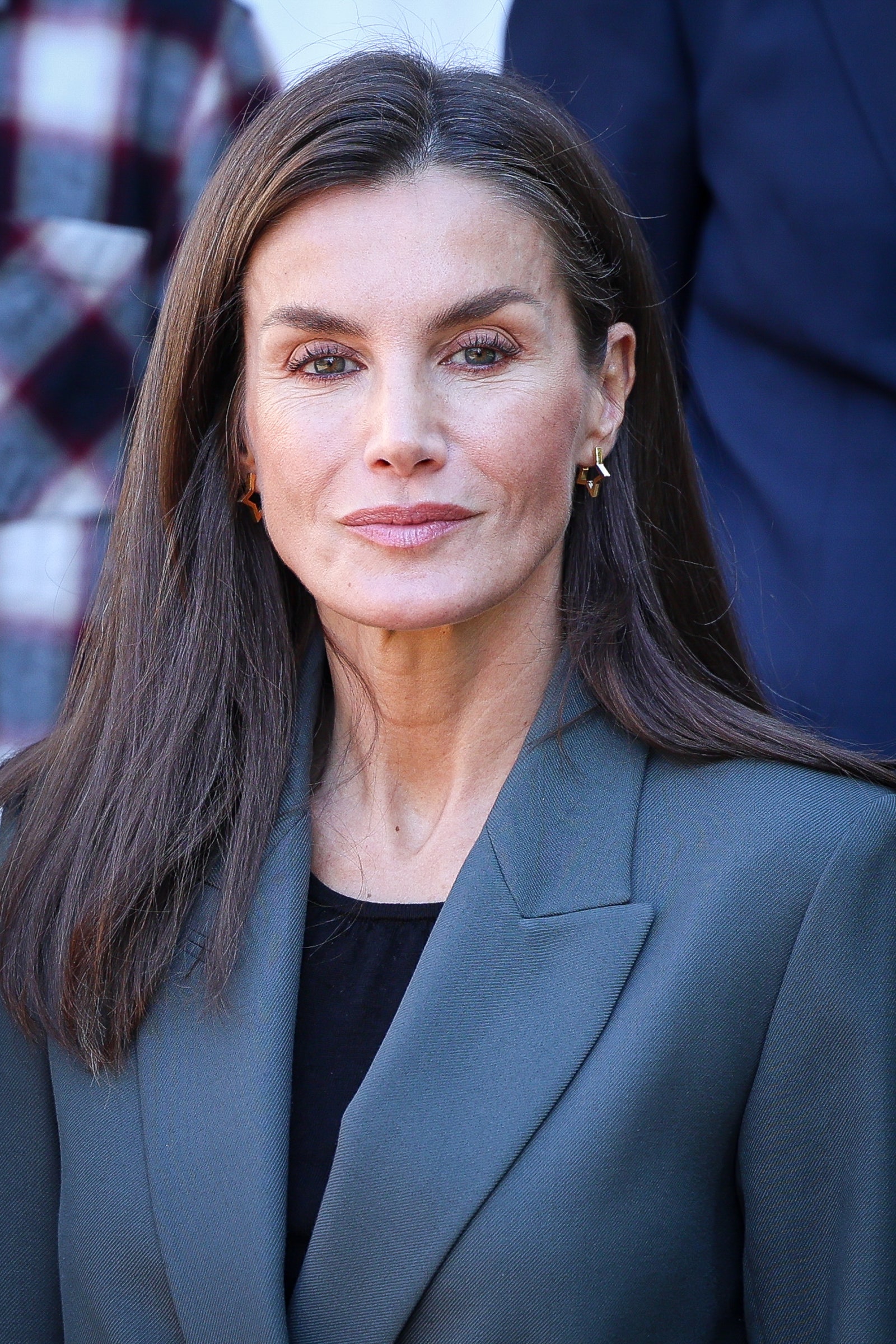 La reina Letizia con pendientes de Singularu