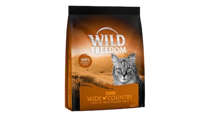 Pienso para gatos de edad avanzada Wild Freedom con un elevado porcentaje de carne fresca de ave.