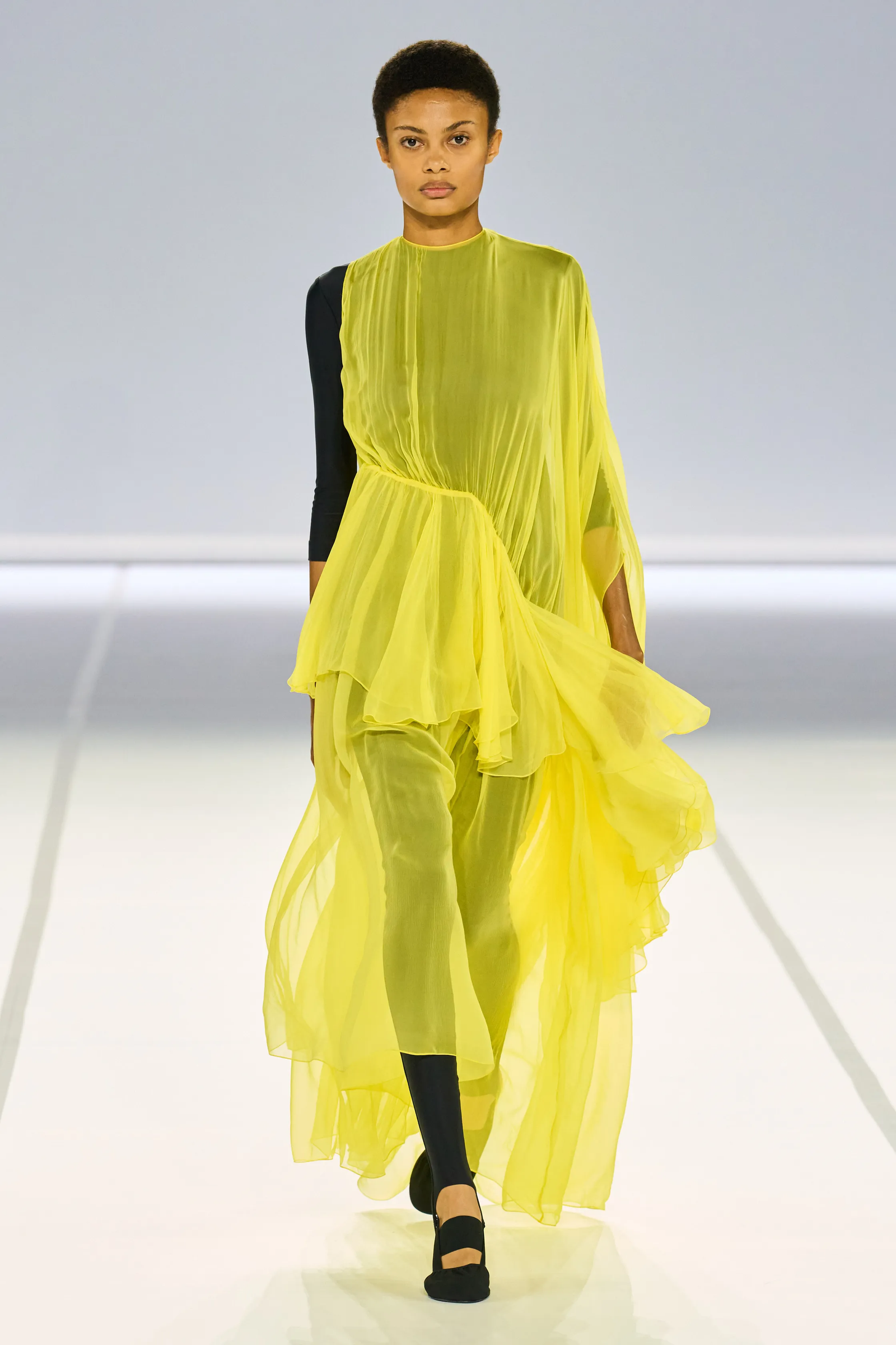Tendencias en leggings de la primaveraverano 2025 Alainpaul