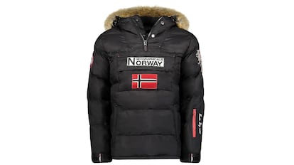 regalos de navidad según presupuesto: parka con capucha y bolsillo en una de las mangas.