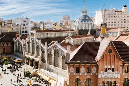 El Mercado Central, emblema del modernismo, es una meca gastronómica.