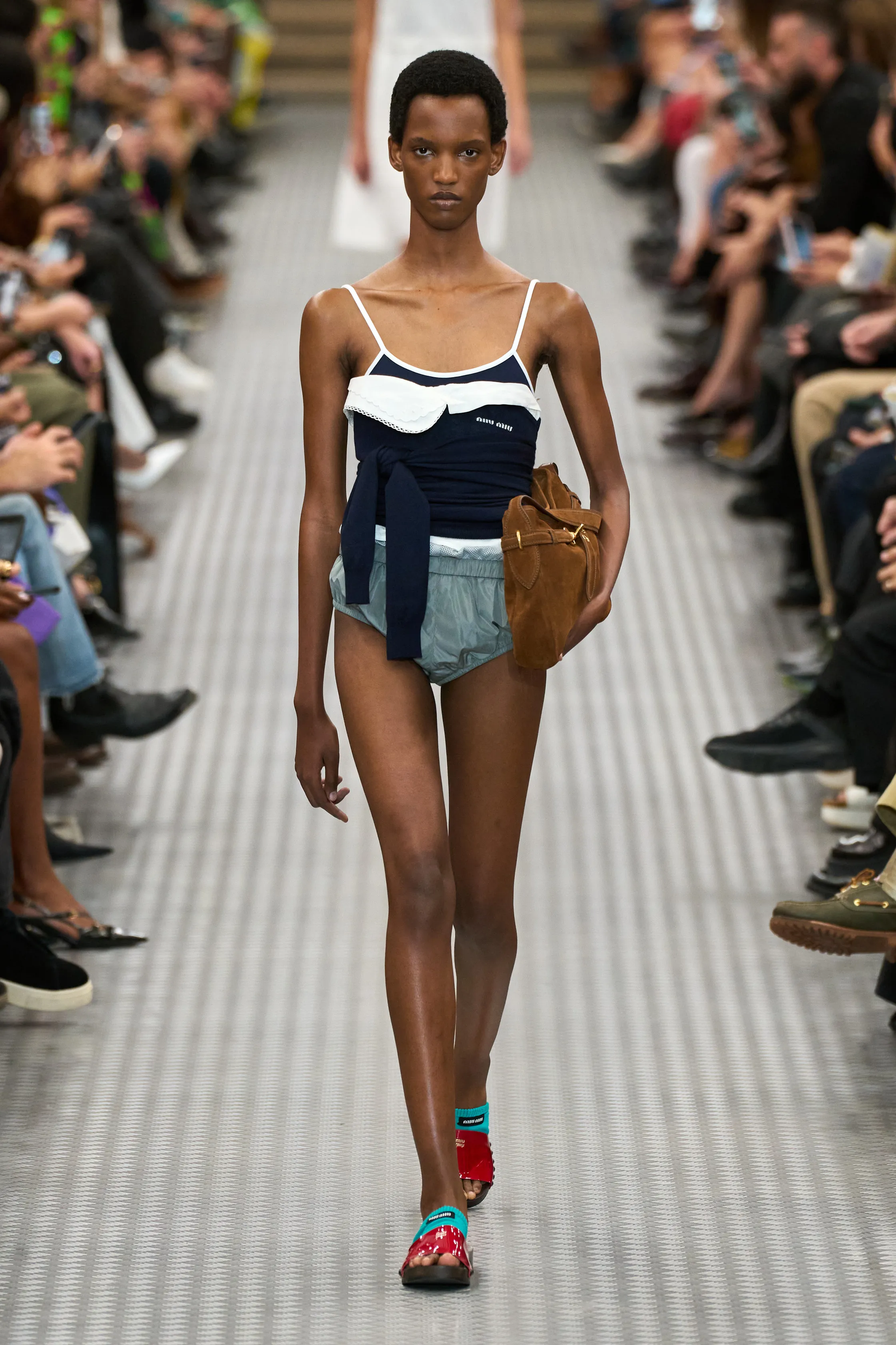 Tendencia bragas de primaveraverano 2025 por Miu Miu